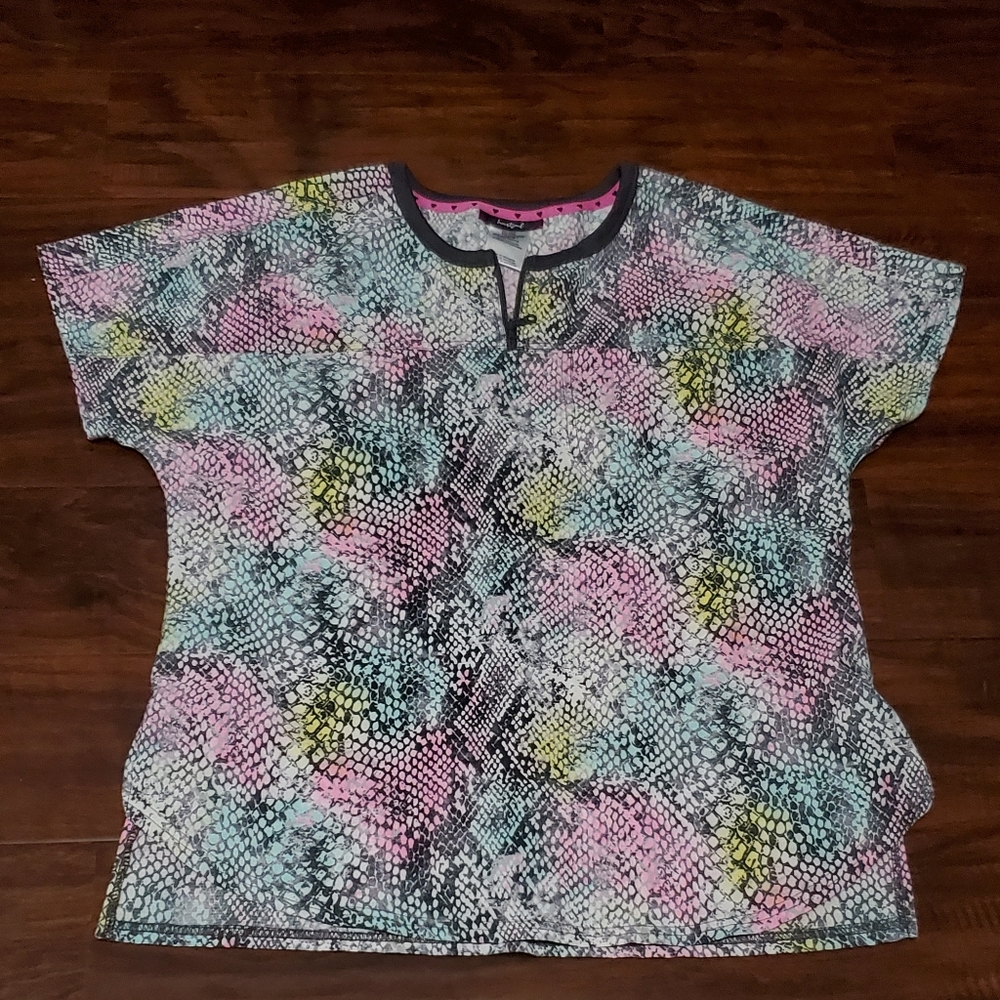 Scrub Top